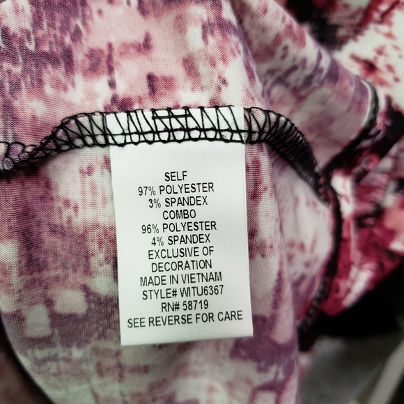 NY Collection Plus size, 3/4 length sleeve top - Picture 7 of 7